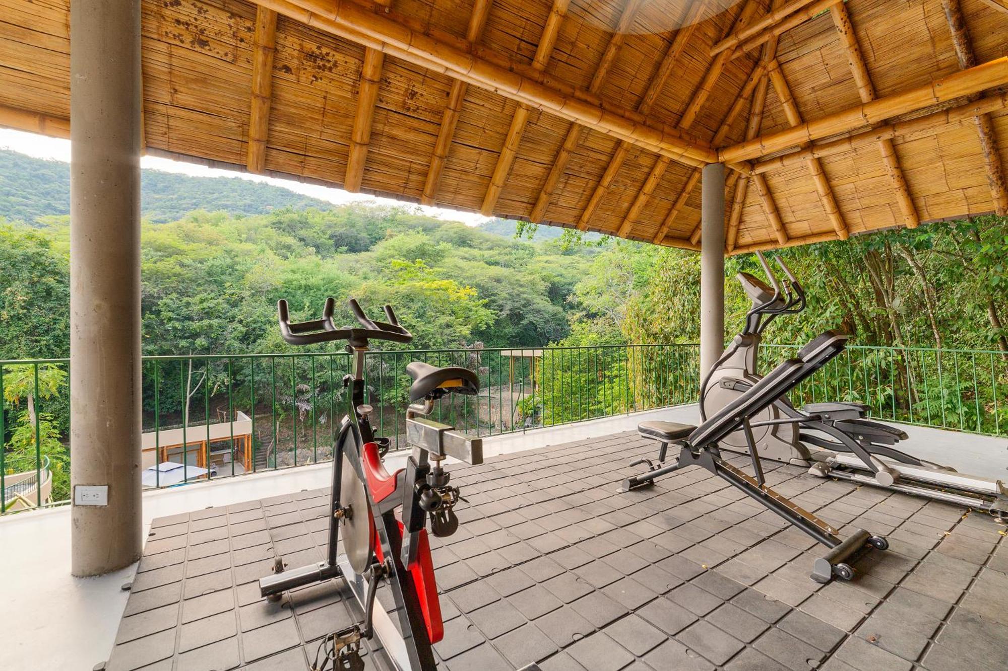 Entremonte Wellness Hotel And Spa Apulo Exterior photo